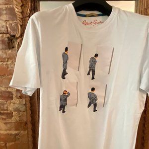Robert Graham RARE T-Shirt UnIque Everyone's a Critic L